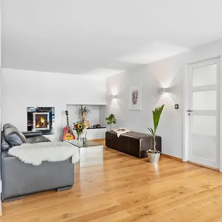 Penthouse Leilighet 200 Kvm Vakker Sjoutsikt. شقة
